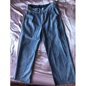 Forever 21 Light Wash High-Waist Straight Denim Pants